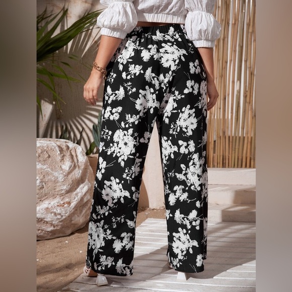 SHEIN All Over Floral Print Wide Leg Pants Black White - Picture 2 of 7
